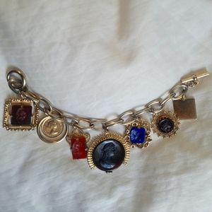 1950s Intaglio Glass Cameo Italian Roman Greek Chunky Toggle Charm Bracelet